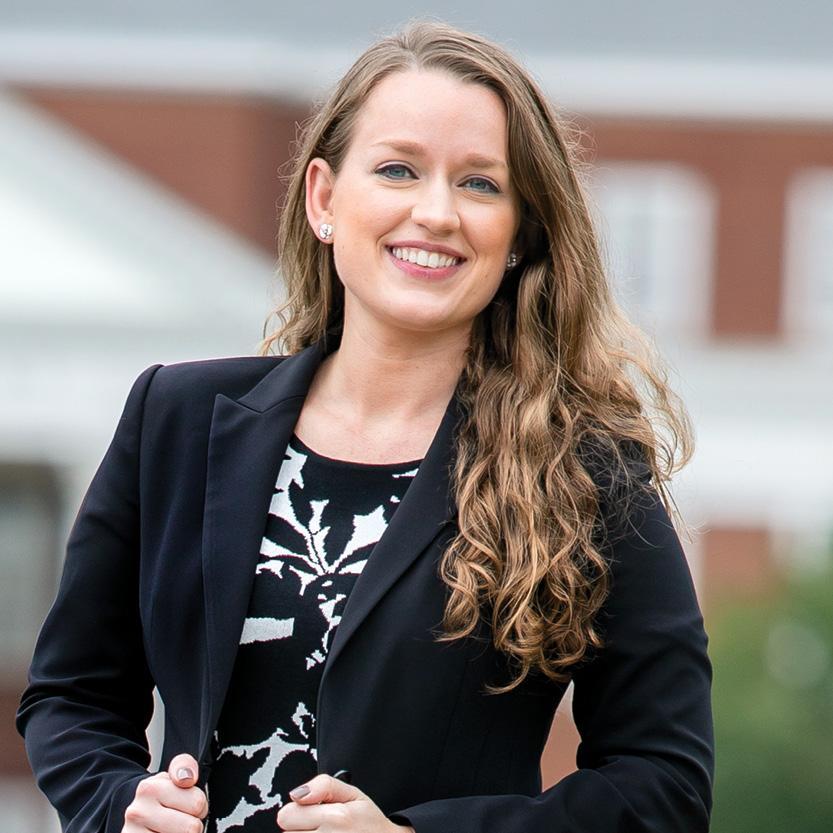 Amanda Hemmer headshot
